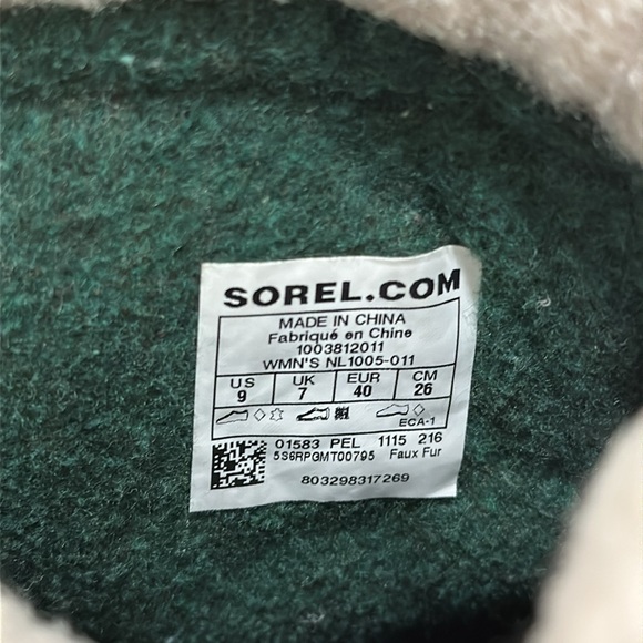 Sorel Caribou Waterproof Boots Black - Picture 10 of 12